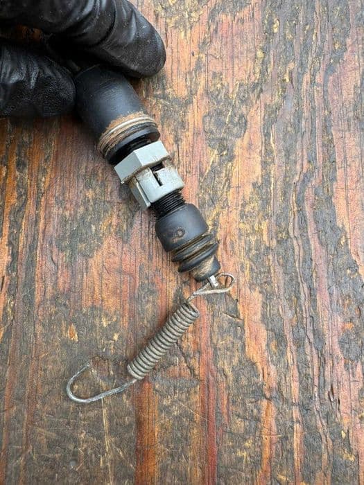 czujnik stopu Suzuki LTZ 400 r 03-18 stop tyl tylne hamulca pompy