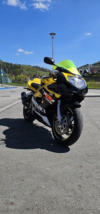 Gsx-r 600 2002r. Dużo dodatków