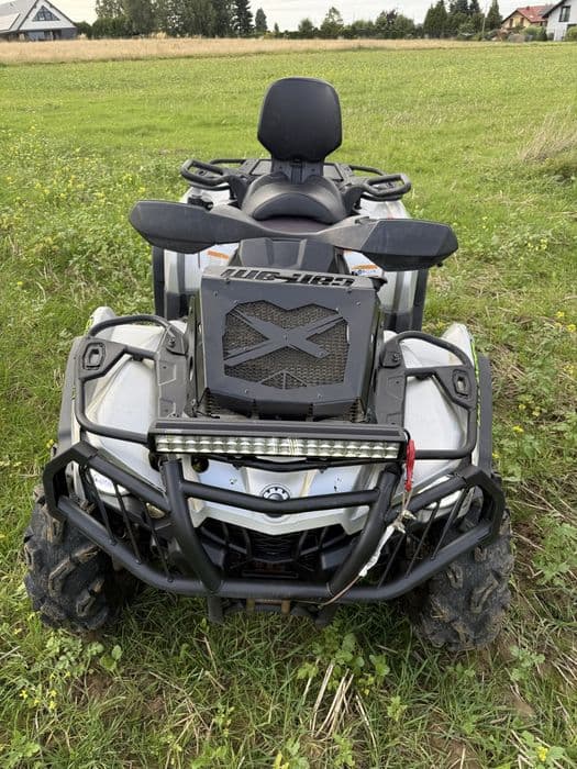 Quad can am outlander 650 4x4