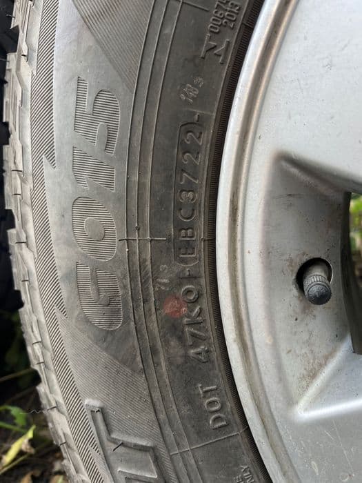 Alufelgi Toyota Hilux z oponami