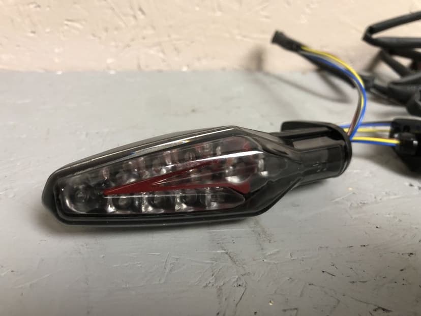 Bmw R1250 GS R RT RS Kierunkowskazy Kierunki Led Tył Tylne 4 Pin Lampy