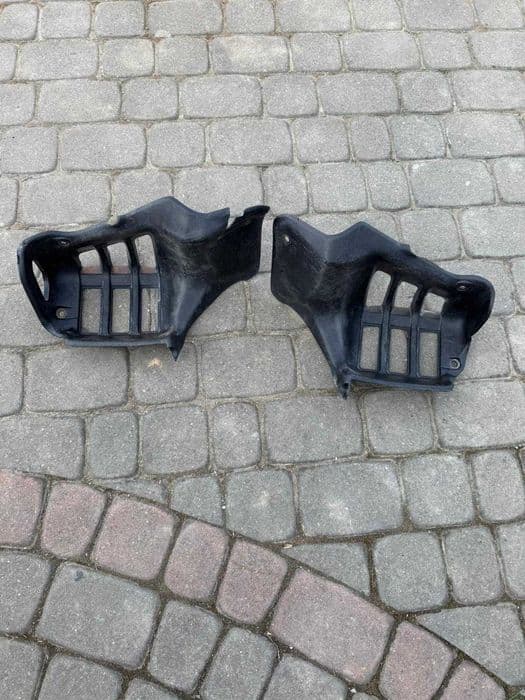 stopien Suzuki LTZ 400 r 03-08 zapietki plastik stopnie podloga podest