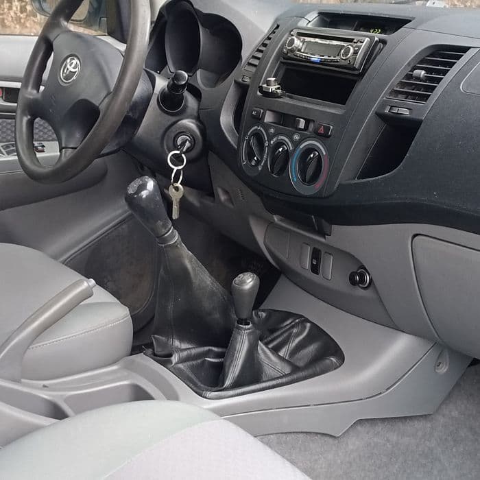 Toyota Hilux 5.osobowy