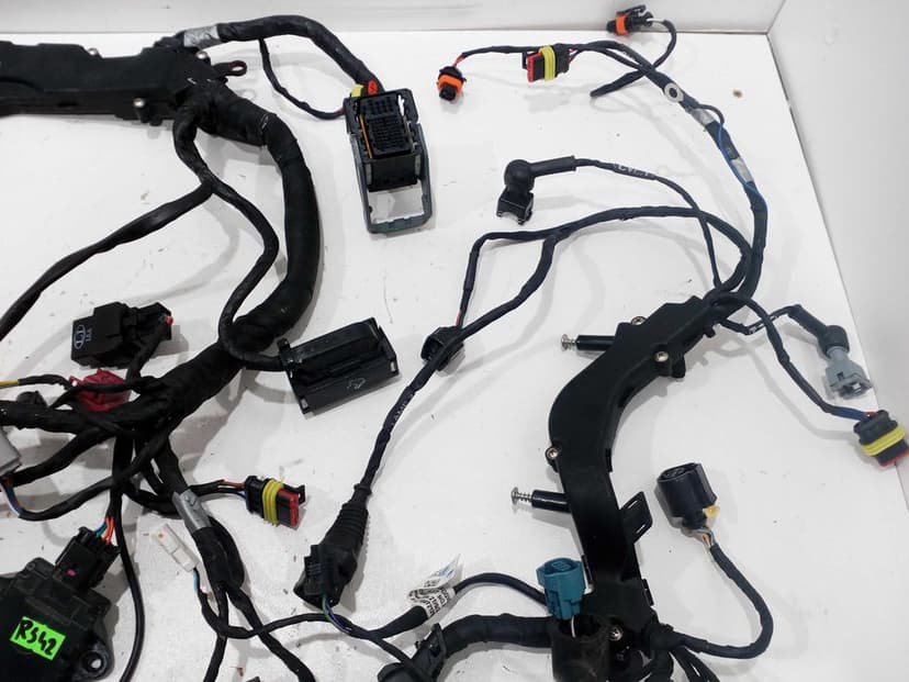 Aprilia rs 660 wiązka instalacji