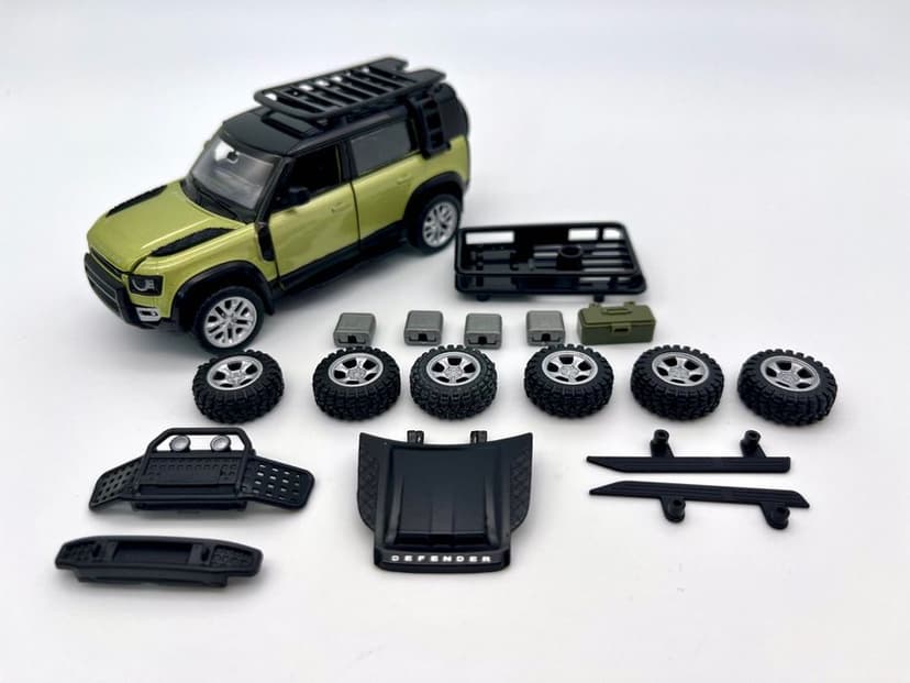 Land Rover Defender 110 model w skali 1:43 firmy CCA Models