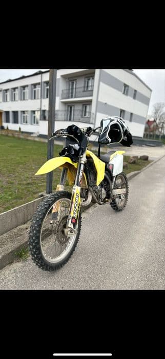 Suzuki rm125  po odbudowie