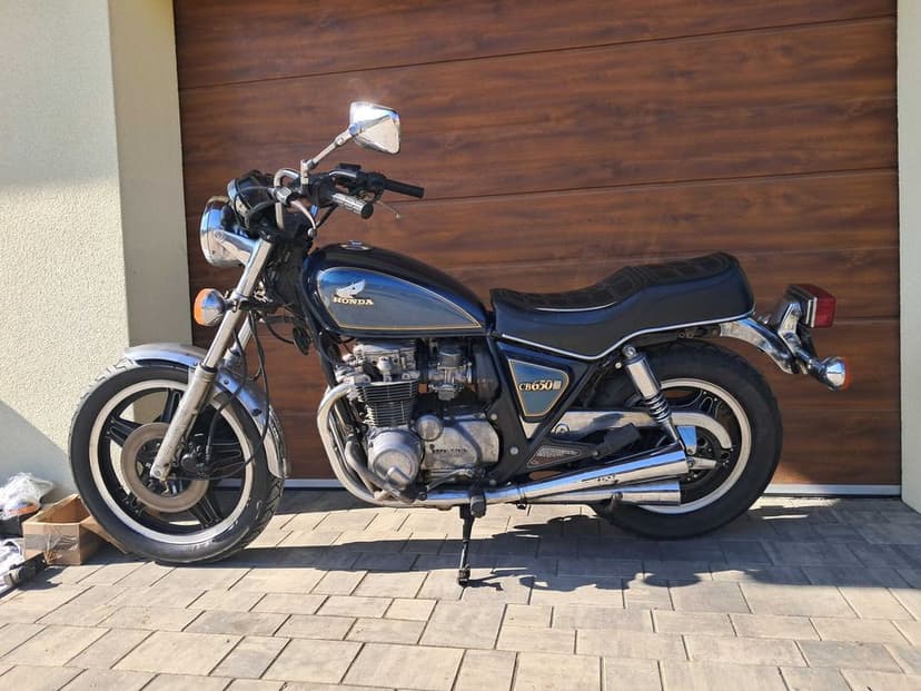 Honda CB650 Custom