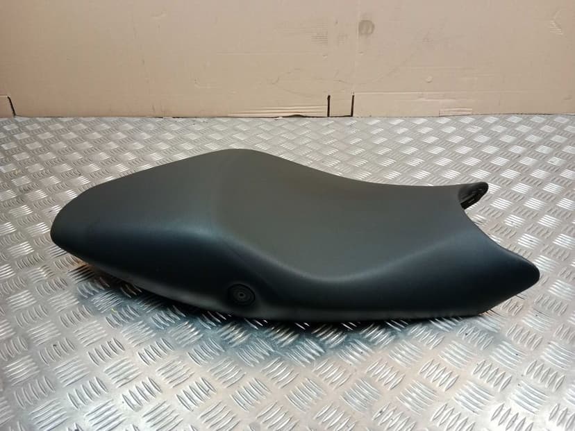 Ducati Monster 696 Fotel Siedzenie Kanapa Kierowcy Pasażera 08-14