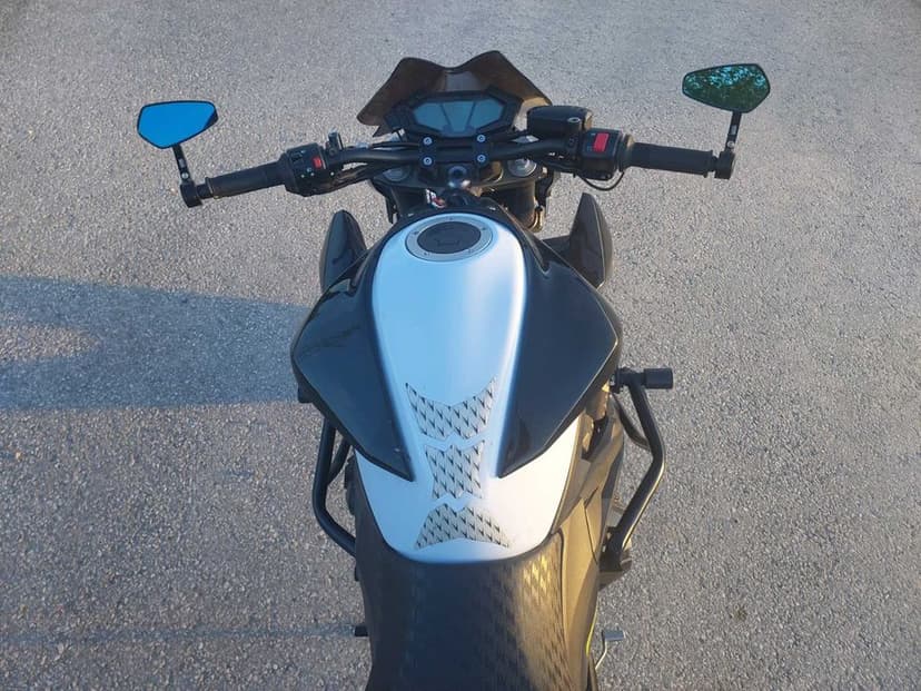 kawasaki z800 ABS (A2)