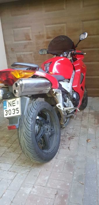 HONDA VFR 800 V-TEC (2002r.), 33 tys.km