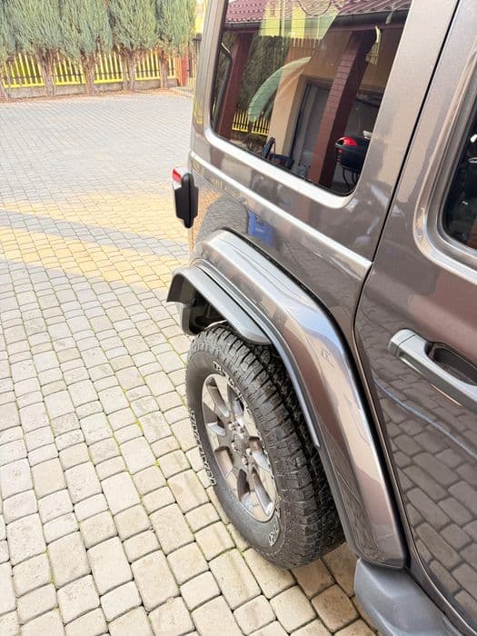 Poszerzenia oryginalnych nadkoli Jeep Wrangler