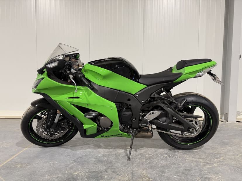 Kawasaki ZX-10R 2012 gotowy do jazdy , po serwisie , pelny oryginał