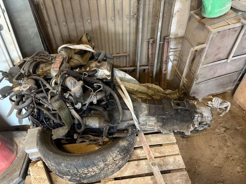 Silnik Toyota Land CruiserLJ70 ze skrzynią biegów i reduktorem KOMPLET