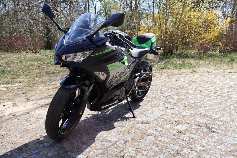 Kawasaki Ninja 400