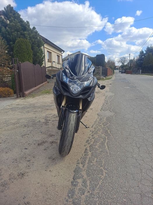 Suzuki gsxr 1000 l0