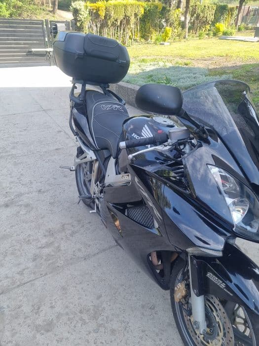 Honda VFR 800 super stan przebieg 38000 km 107 koni Serwisowany