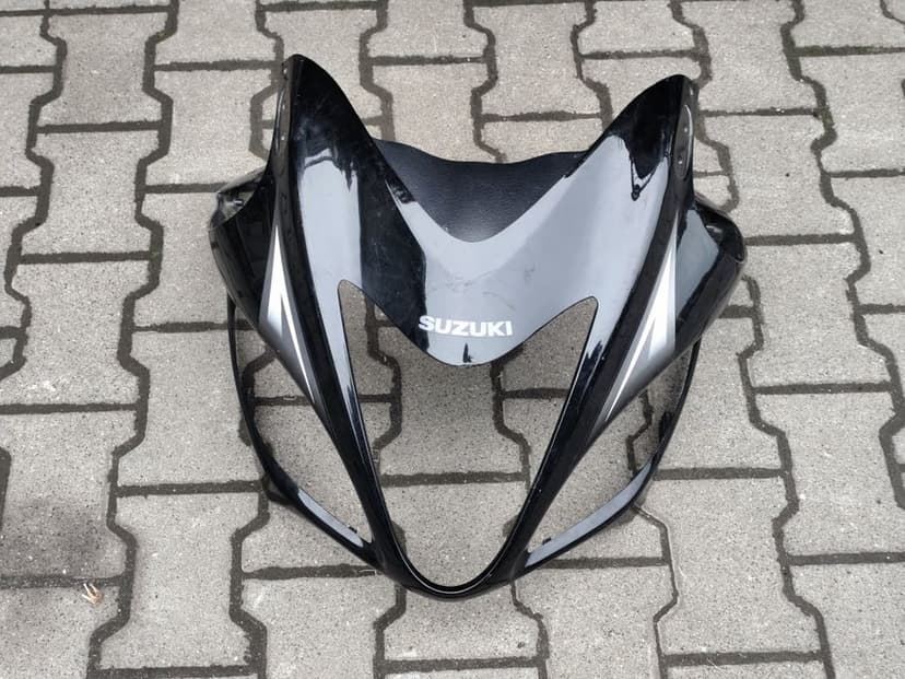 Suzuki GSXR 1300 gsx R  Hayabusa Czasza czacha owiewka osłona przednia 2009