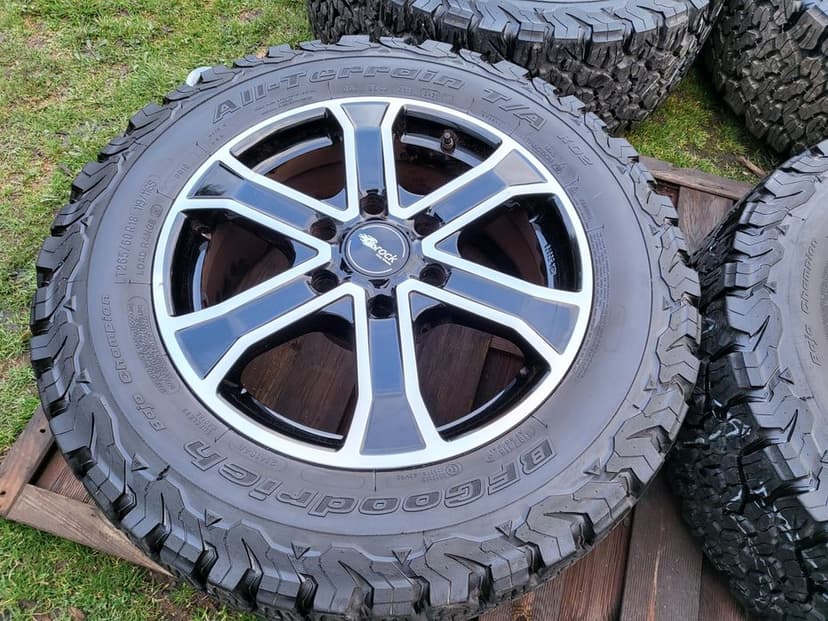 Koła 18" Aluminiowe Toyota land cruiser Ford Nissan 6x139,7 265/60/18