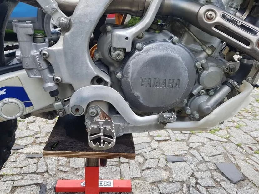 Yamaha YZF 250 • 2006r • 175 mth • Stan bdb