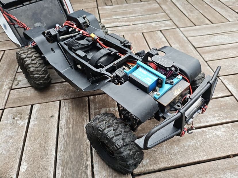 RC Nissan Patrol Yikong 4107