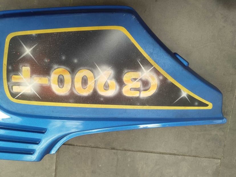 Owiewka Boczek Prawy Honda CB 900F [3456]