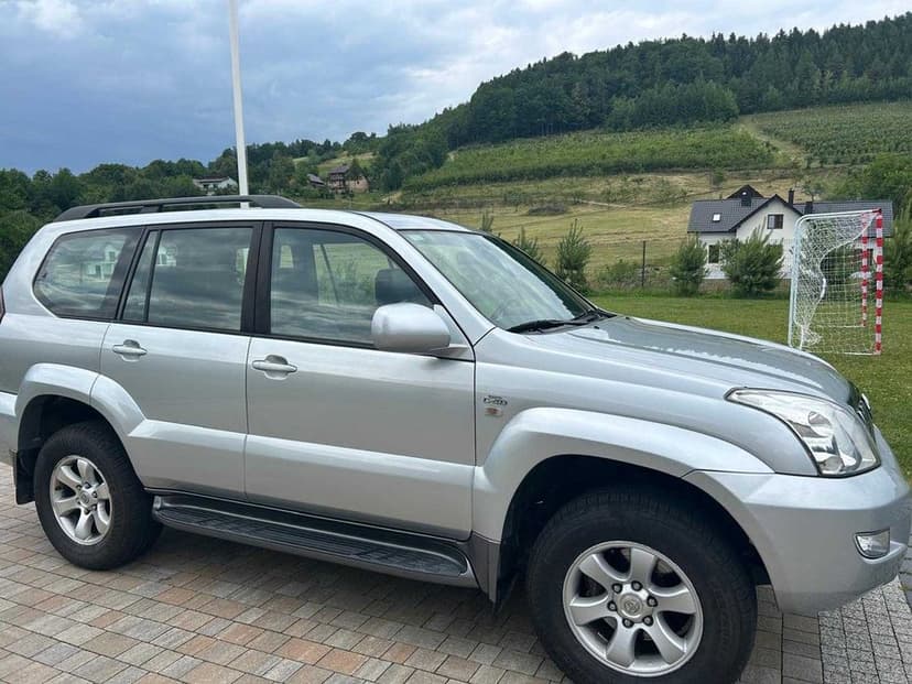 Toyota Land Cruiser 120 - 2005 ROK, brak rdzy - zadbany