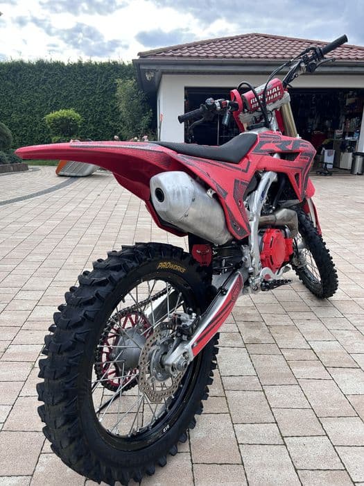 Honda CRF 450 • 2024 • 84 mth • 1 właściciel • Stan bdb