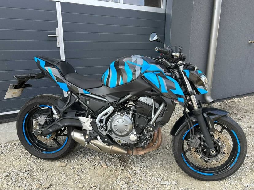 Kawasaki z 650 17 rok