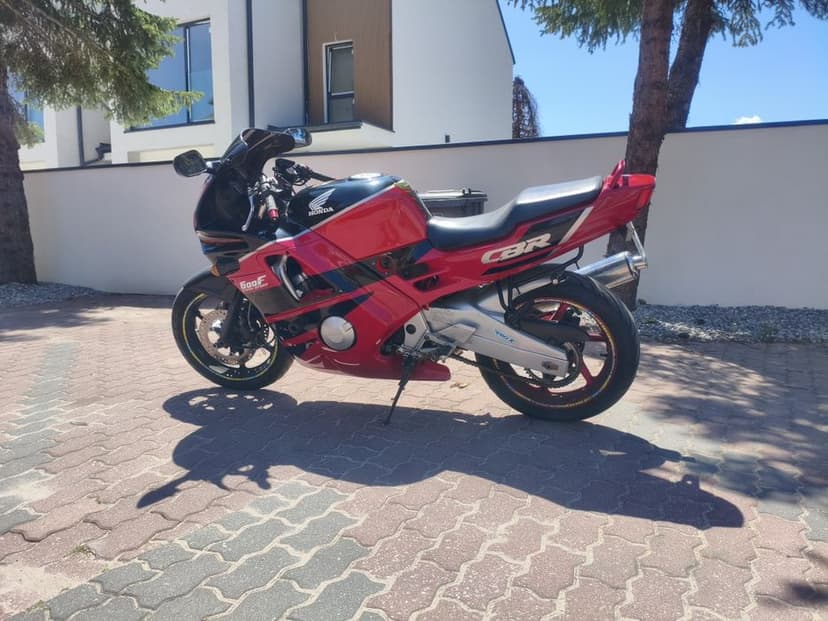 Honda CBR 600 F2