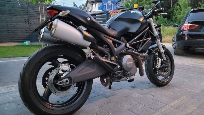 Ducati Monster 696, serwisowany, niski przebieg!