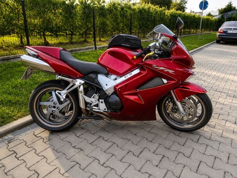 Sprzdam Honda VFR 800 ABS