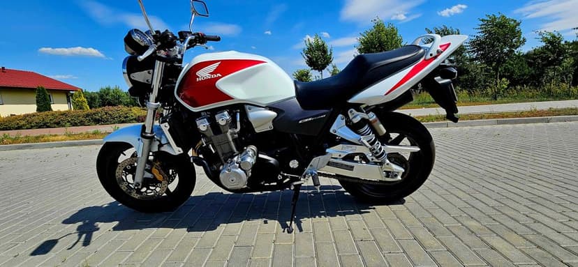 Honda CB1300, 2005r.__Akrapović__Mega Stan