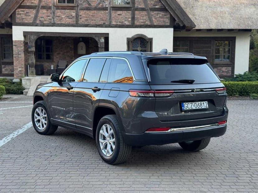 Jeep Grand Cherokee 2022 3.6L V6 4x4 WL Bogate wyposażenie LIMITED