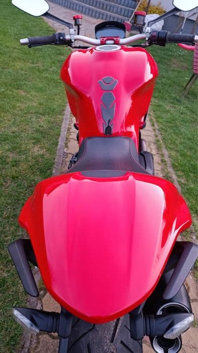 Ducati Monster 1200s zamiana