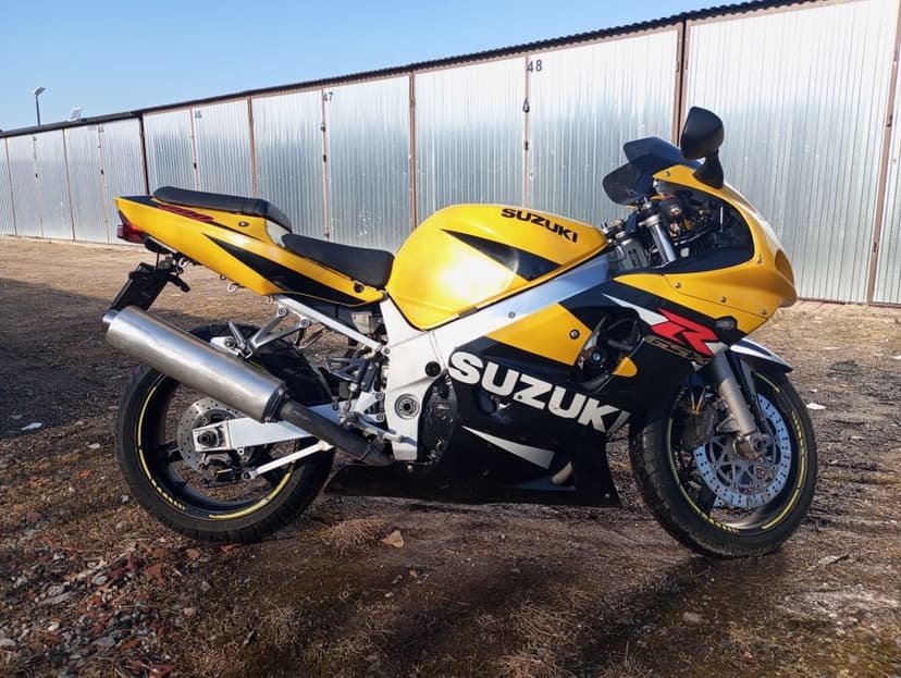 Suzuki GSX-R k1 600 rezerwacja