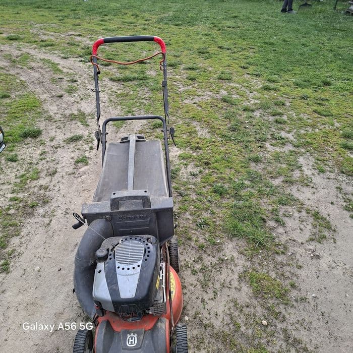 Kosiarka spalinowa  husqvarna
