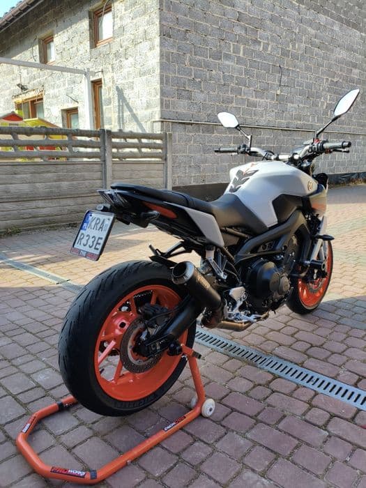 Yamaha MT09 2020 IceFluo, 18947km, pełny wydech Mivv, K&N