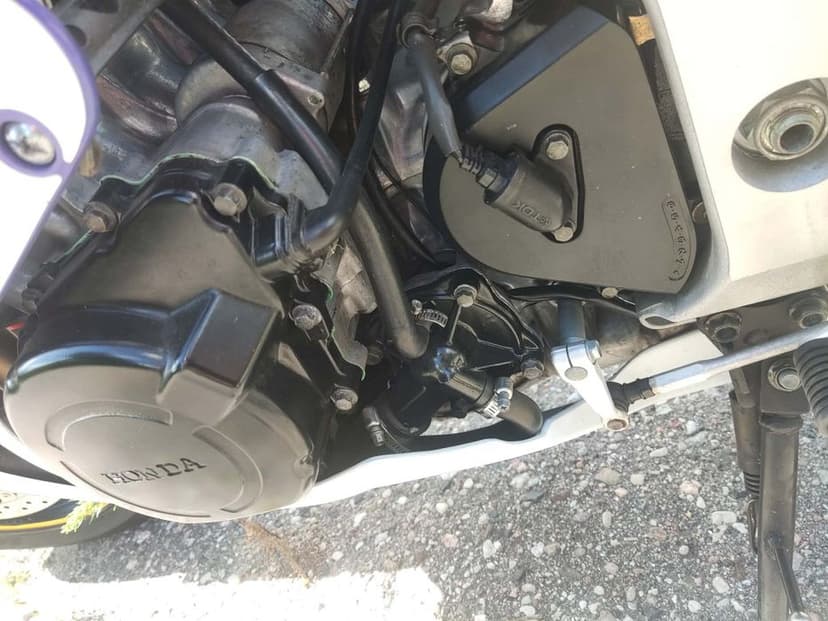 Honda CBR 900rr sc33