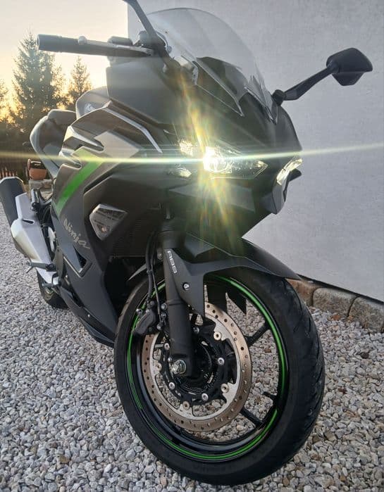 Kawasaki Ninja  500 A2 35kw 24r tylko 6tys km stan bdb  650  (cbr gsx