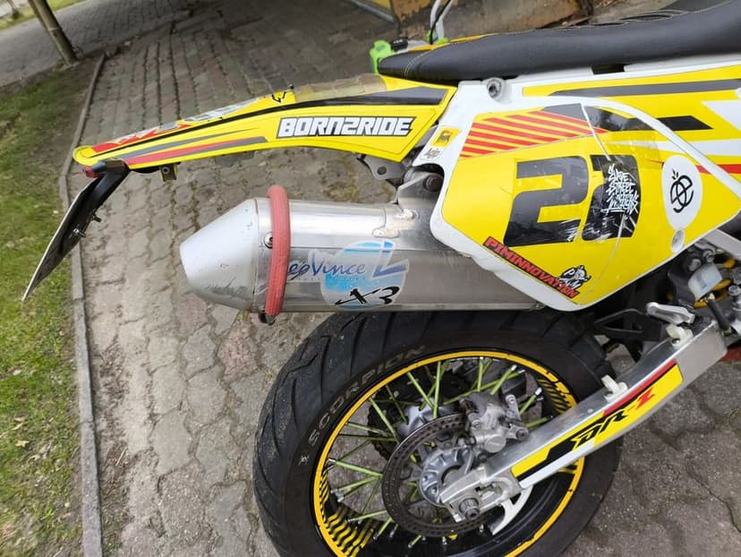 Suzuki drz 400 sm