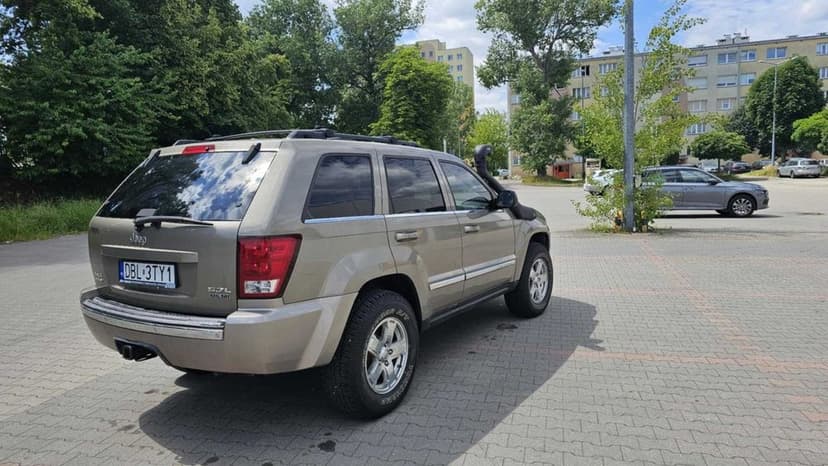 Jeep Grand Cherokee 5.7 hemi