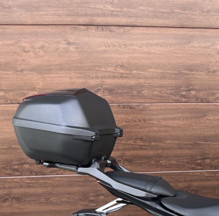 Stelaż + kufer Yamaha mt07 oryginał 2018-2025