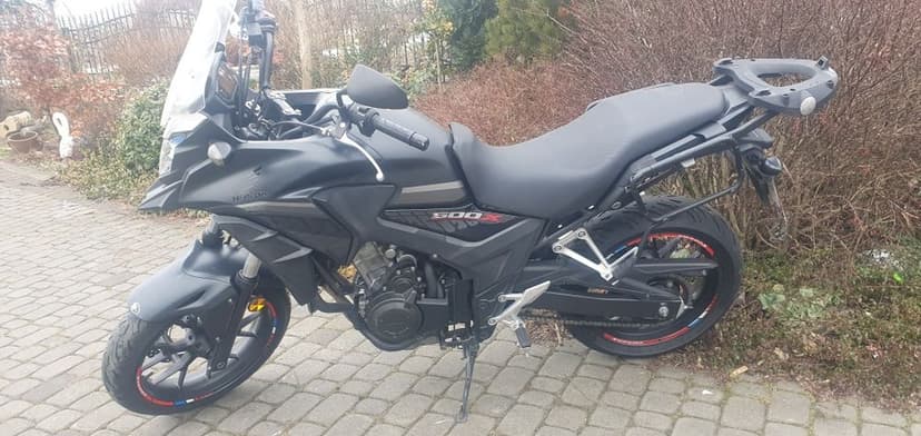 Honda cb500 x f 35 kv.  Honda nc750x