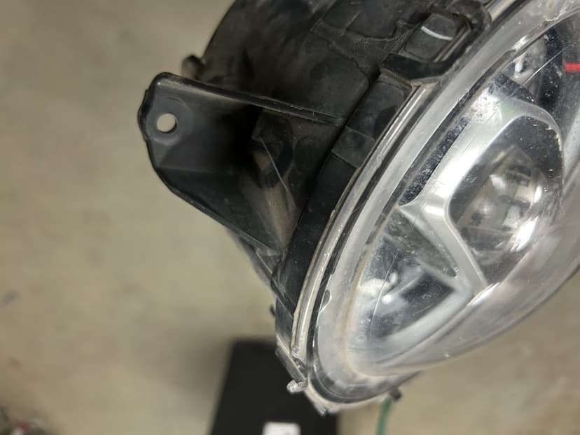 Jeep Wrangler JL lampa przod lewa