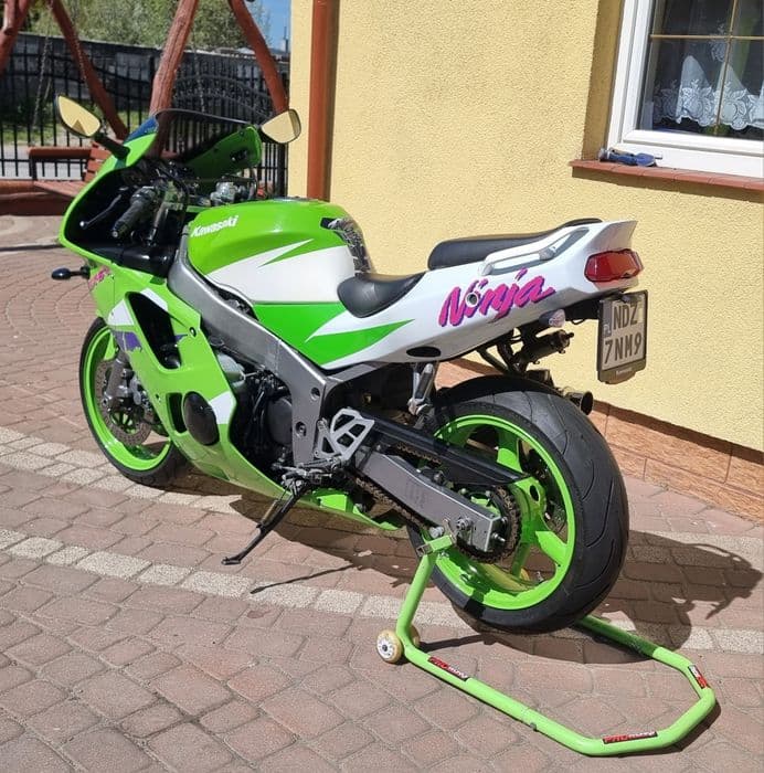 Kawasaki ZX6R NINJA