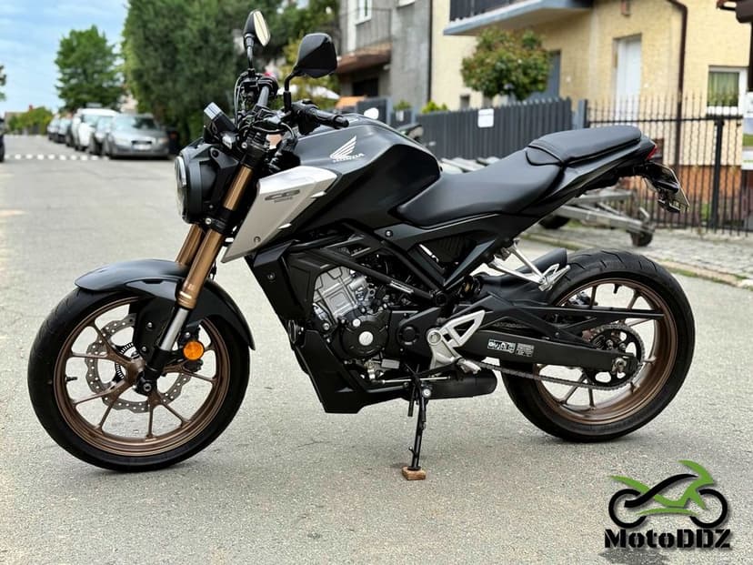 Honda CB125R - CB125 R CB 125 - Lift 15KM - CB 125 R Honda ABS -
