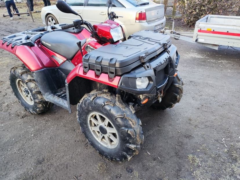 Quad Polaris Sportsman Forest 850 4x4 hak wyciągarka wspomaganie
