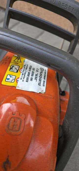 Piła pilarka łańcuchowa Husqvarna 236 spalinowa