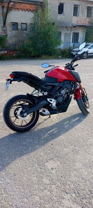 Sprzedam Honda Cb125r 2024