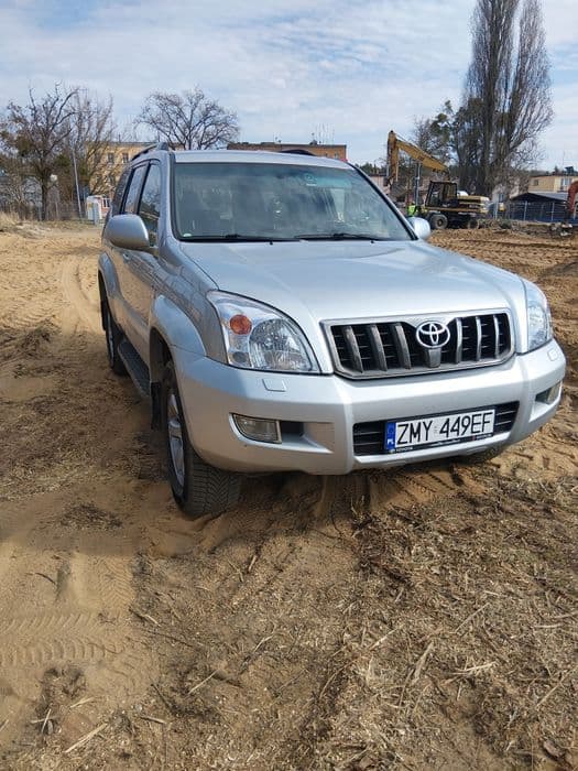 Toyota Land Cruiser 120 rok 2008